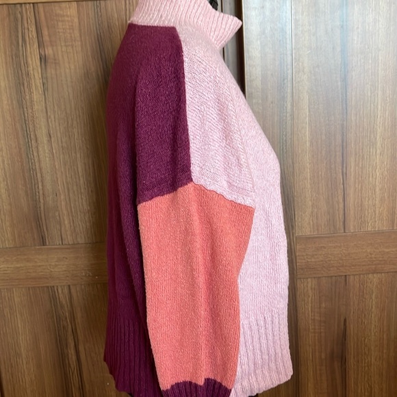 Sweater - Picture 2 of 3